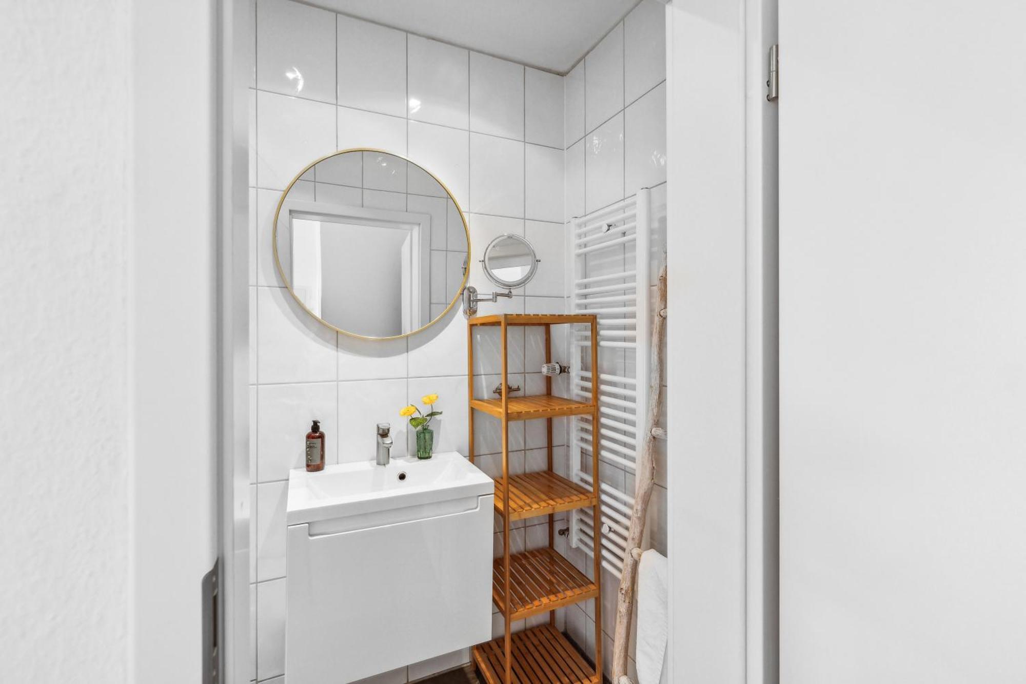 Citychalet- 73M2-Boxspringbett-Neu Renoviert-Kueche-Sehr Ruhig Bochum Luaran gambar